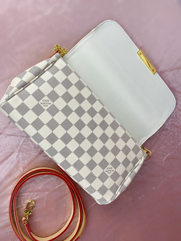 ルイヴィトンバッグ角部分ディテール